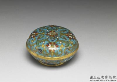 图片[2]-Copper lidded box with Indian lotus decoration in cloisonne enamels, Qing dynasty, Qianlong reign (1736-1795)-China Archive